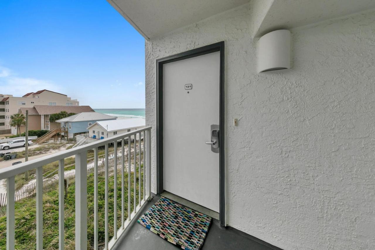 Mainsail 131 - Beachfront 2Br With Free Seasonal Beach Service デスティン エクステリア 写真