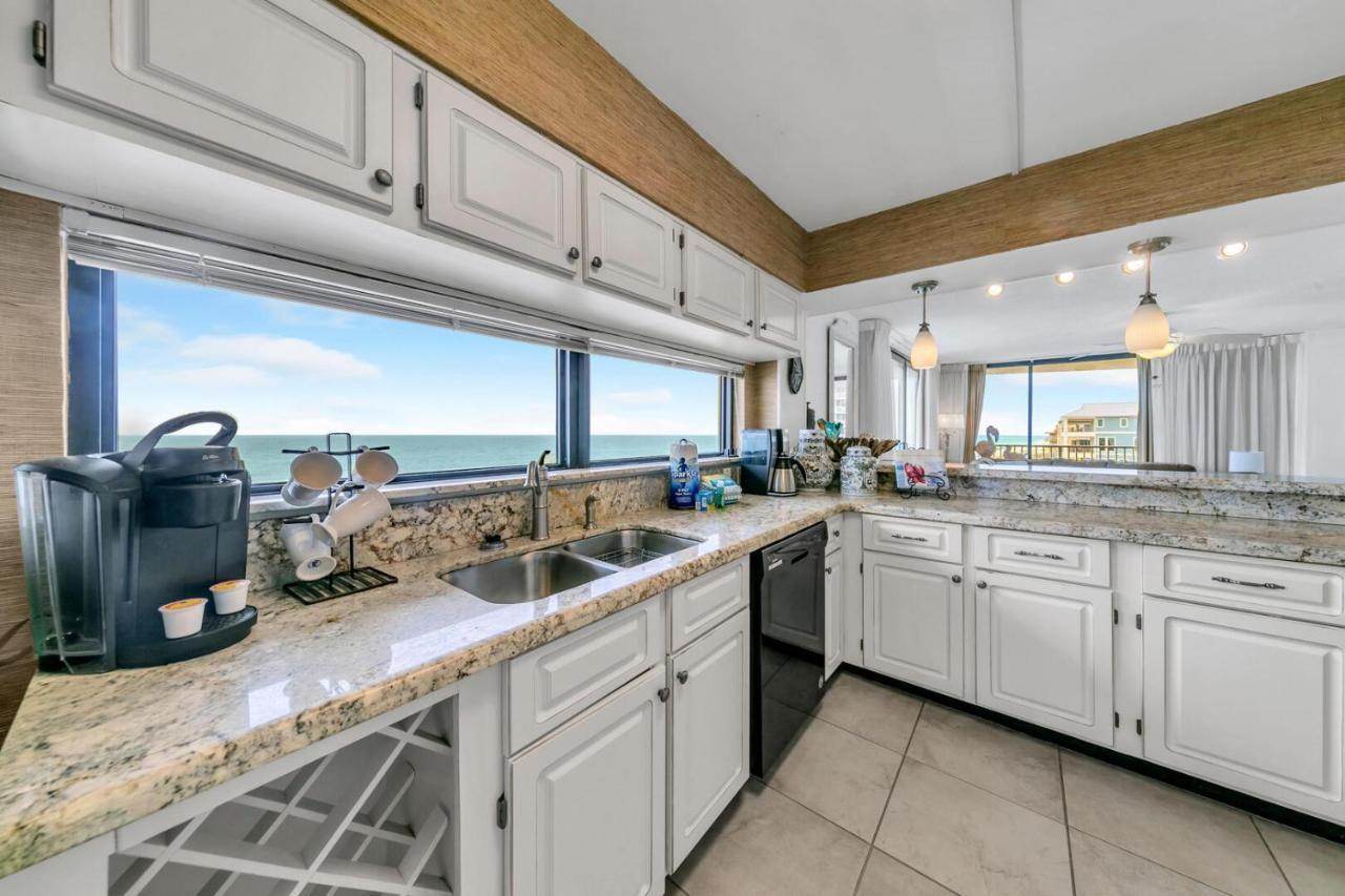 Mainsail 131 - Beachfront 2Br With Free Seasonal Beach Service デスティン エクステリア 写真